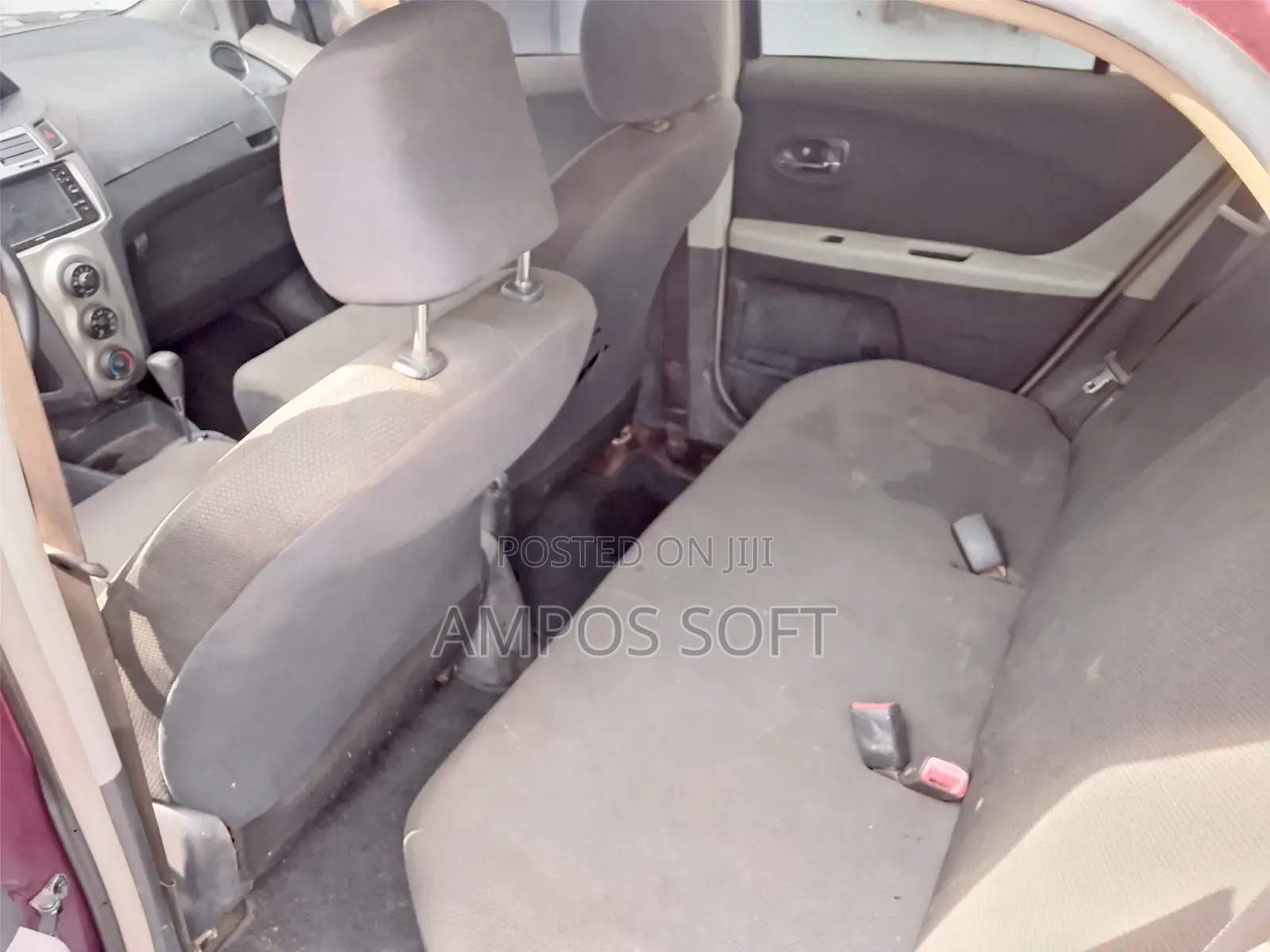Toyota Vitz 2010