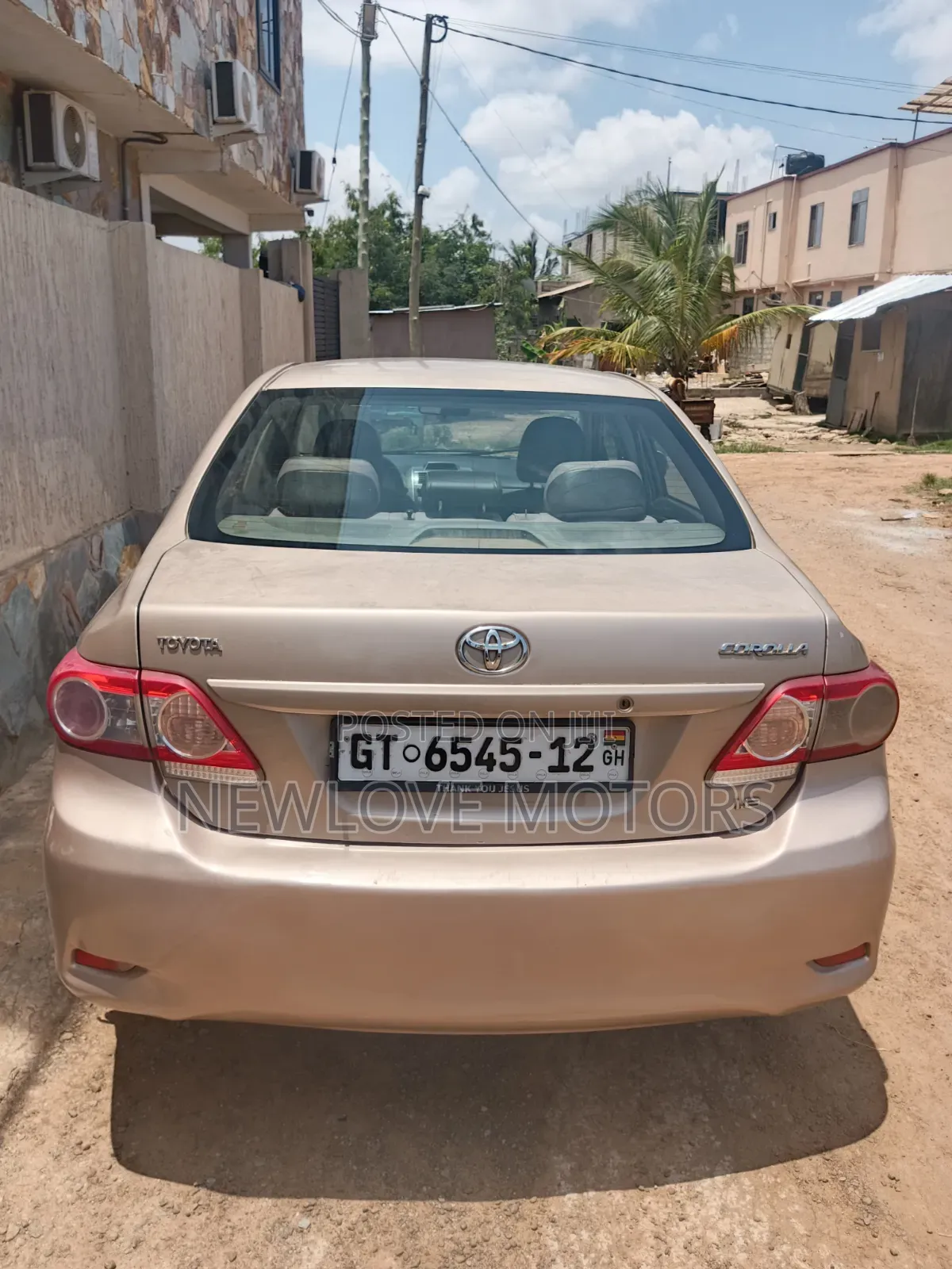 Toyota Corolla 2012 Brown