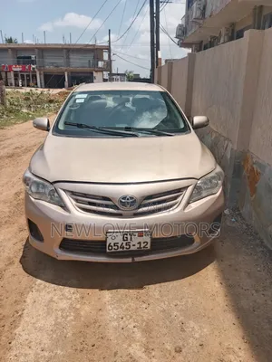 Toyota Corolla 2012 Brown