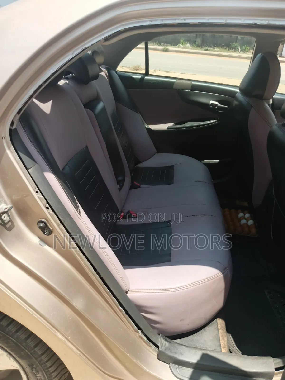 Toyota Corolla 2012 Brown