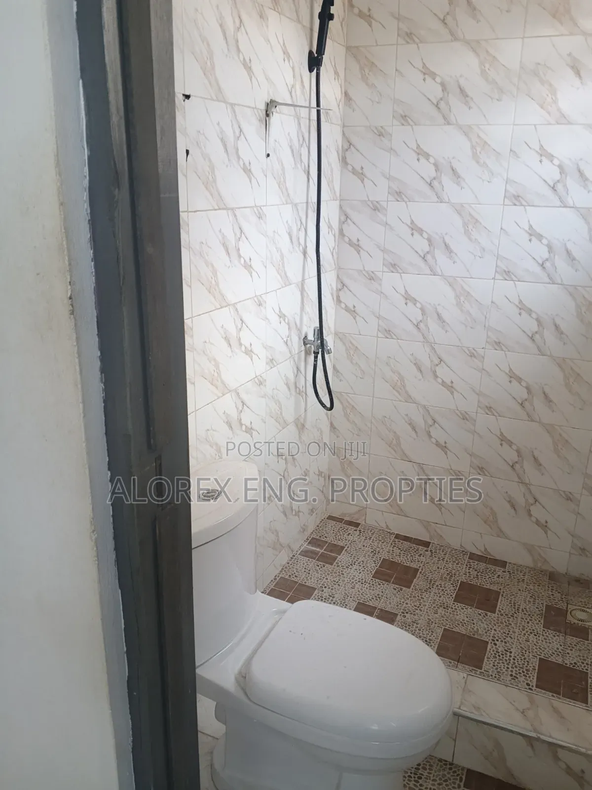 1bdrm Apartment in Oyarifa,Teiman, Ghana Flag for rent