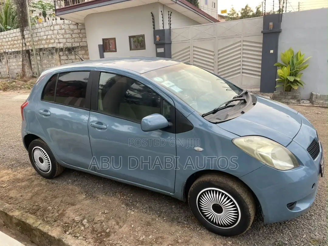Toyota Vitz 1.3 AWD 5dr 2010 Blue