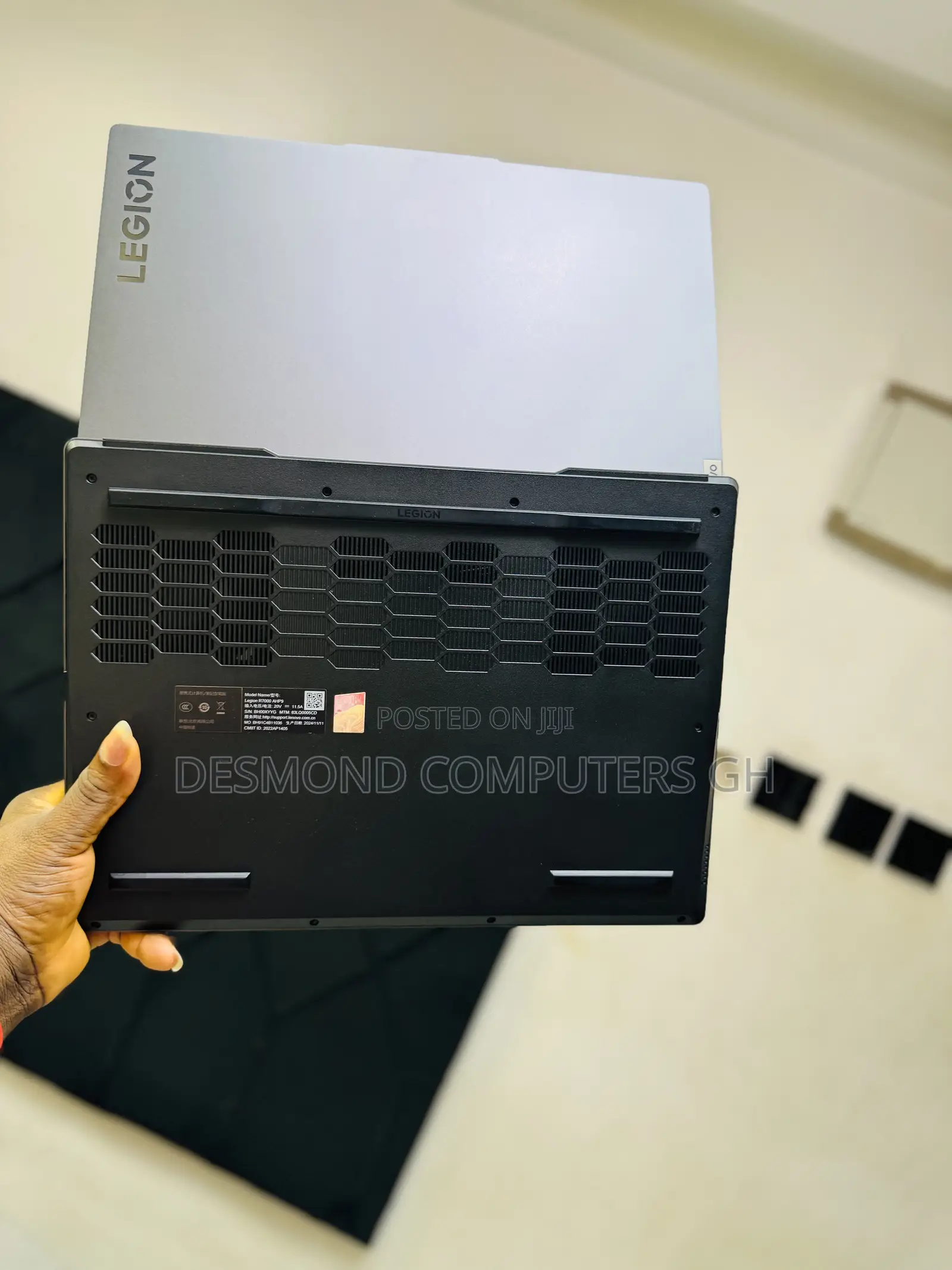 Laptop Lenovo Legion Pro 7 16GB AMD Ryzen 7 SSD 512GB