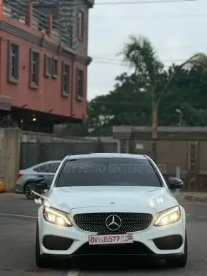 Mercedes-Benz C450 2016 White