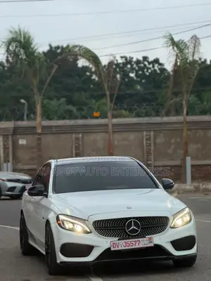 Mercedes-Benz C450 2016 White