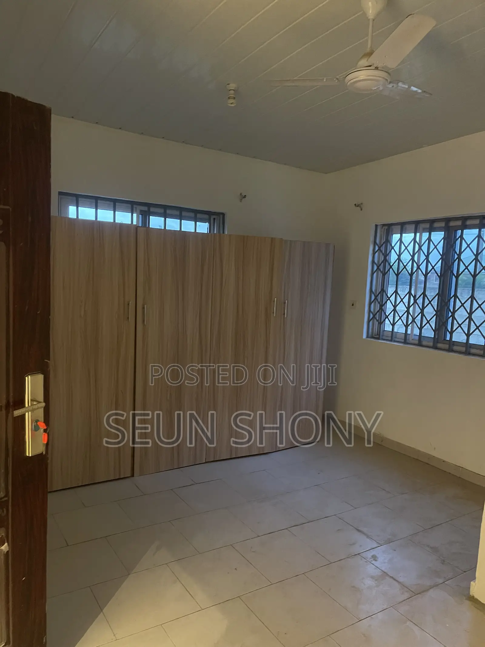 3bdrm House in Community 5, Lake Side Estate for rent