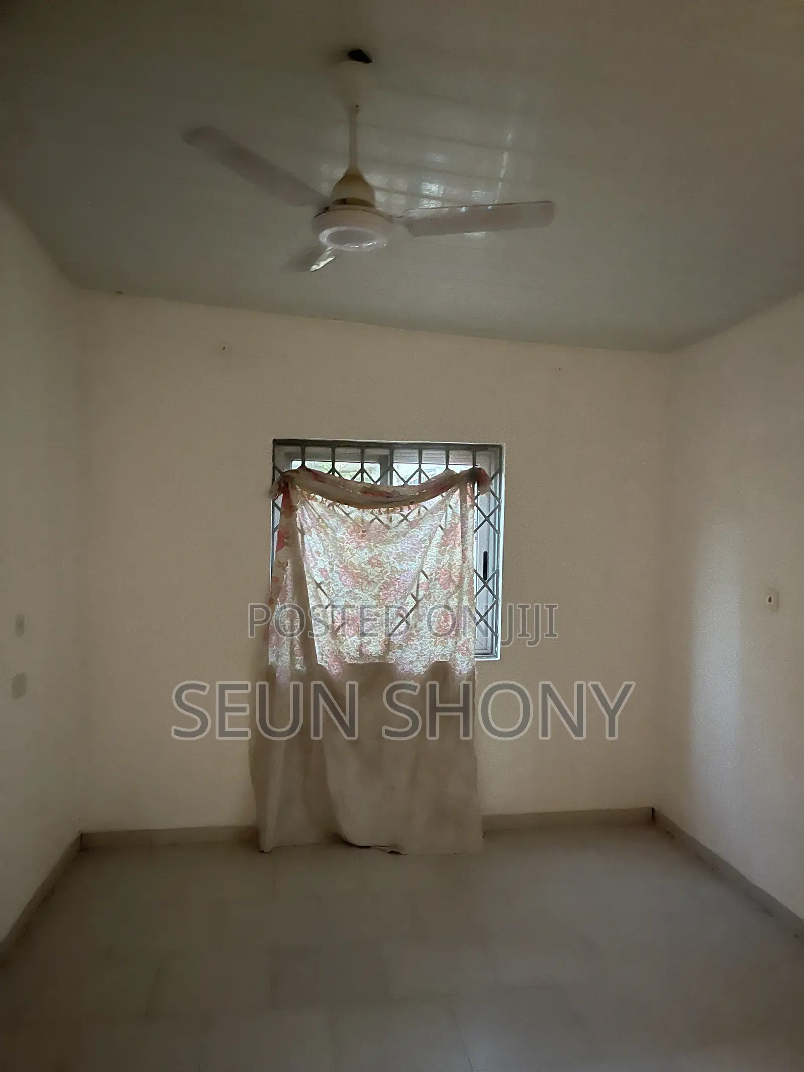 3bdrm House in Community 5, Lake Side Estate for rent
