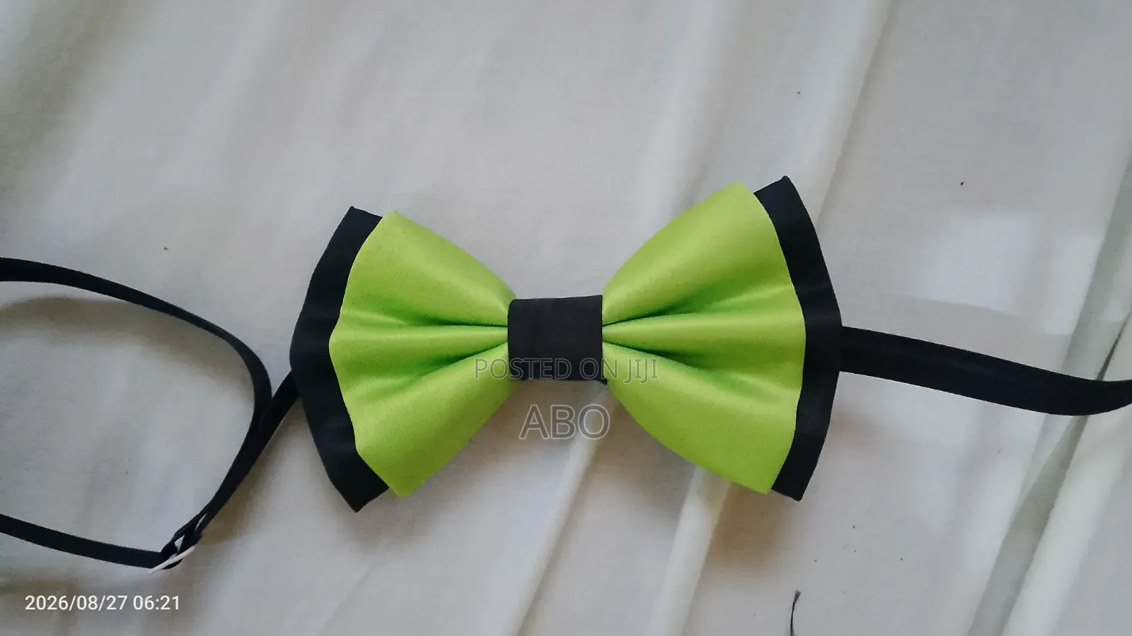 Bow Tie for Weddings, Groomsmen and Groom and Formal - All Colors