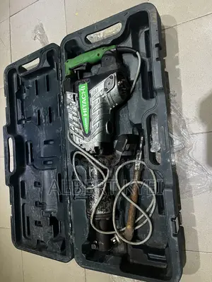 Hitachi H65SB2 Heavy-Duty Electric Demolition Hammer