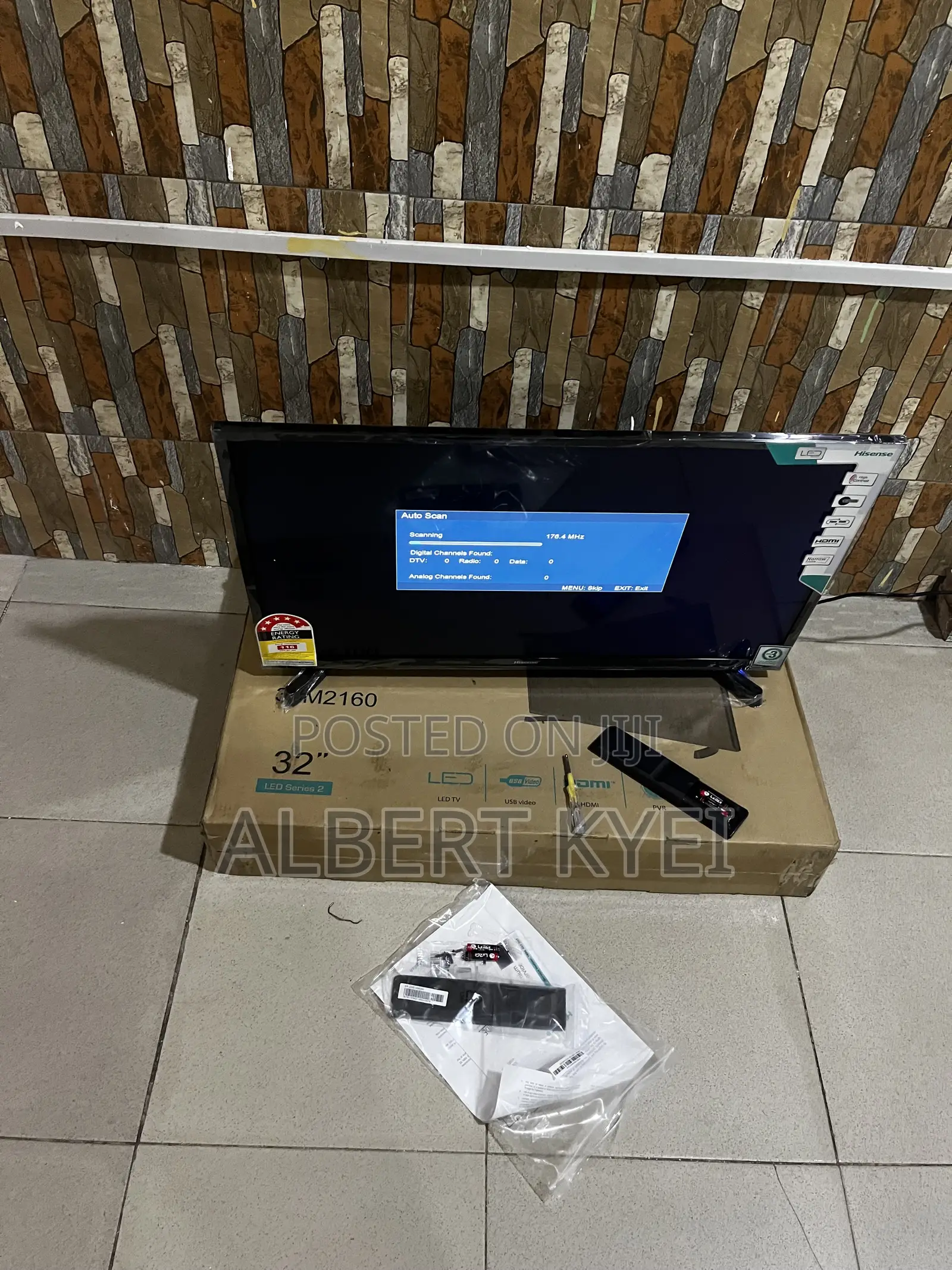 Hisense 32-Inch LED TV
