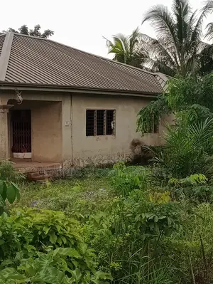 4bdrm Bungalow in Main Station for sale
