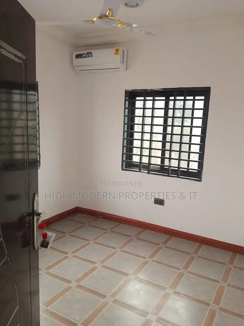4bdrm House in Teshie Ultimate, Accra Metropolitan for sale