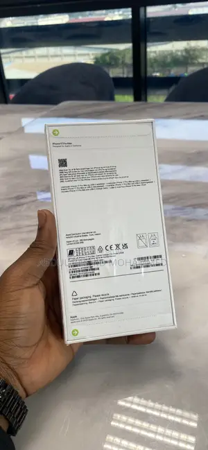 New Apple iPhone 17 Pro Max 1 TB Orange