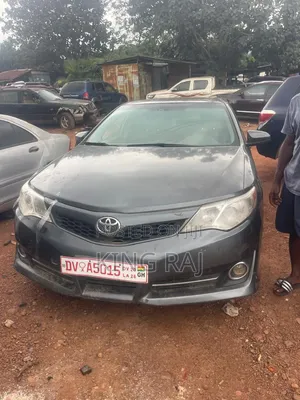 Toyota Camry 2014 Gray