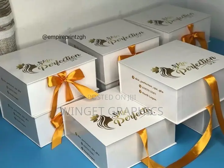 Custom Paper Bags & Gift Boxes