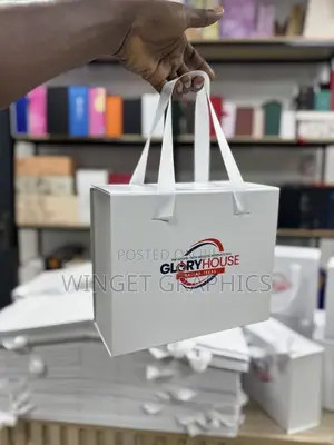 Custom Paper Bags & Gift Boxes