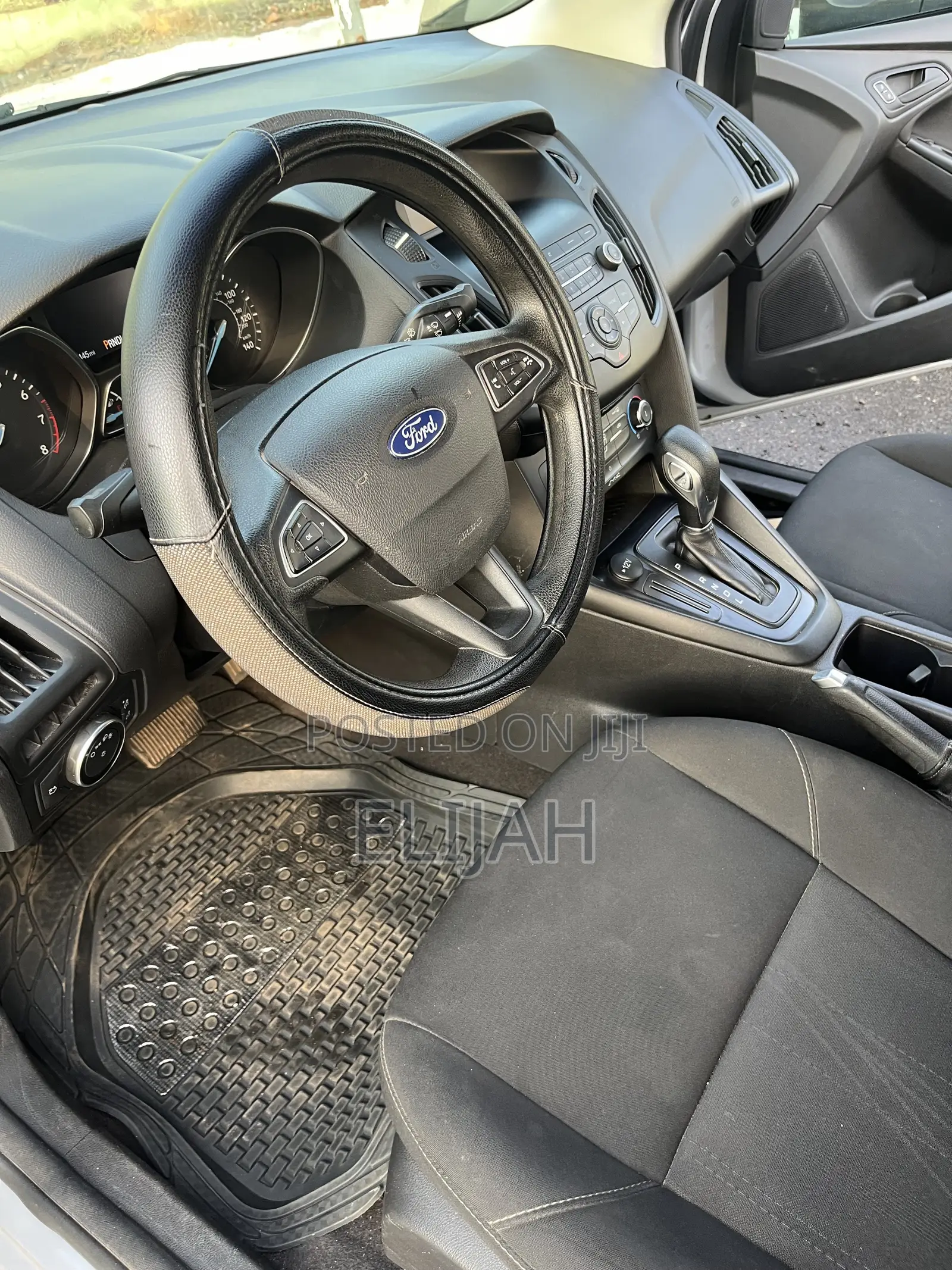 Ford Focus 2019 Silver