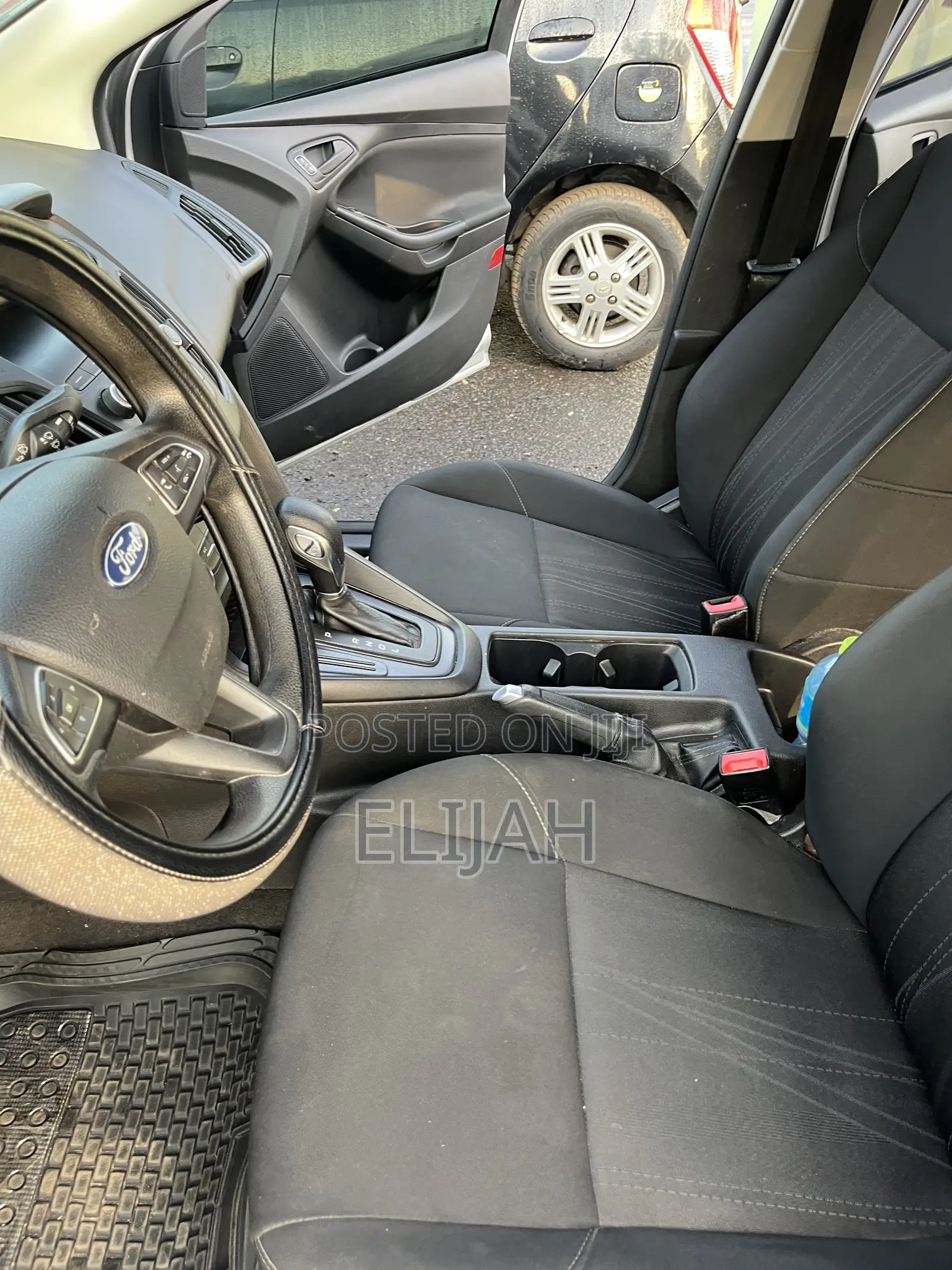 Ford Focus 2019 Silver