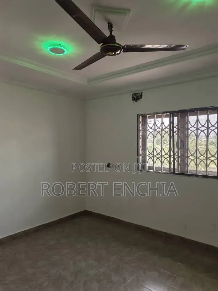 4bdrm House in Mile 7 for sale