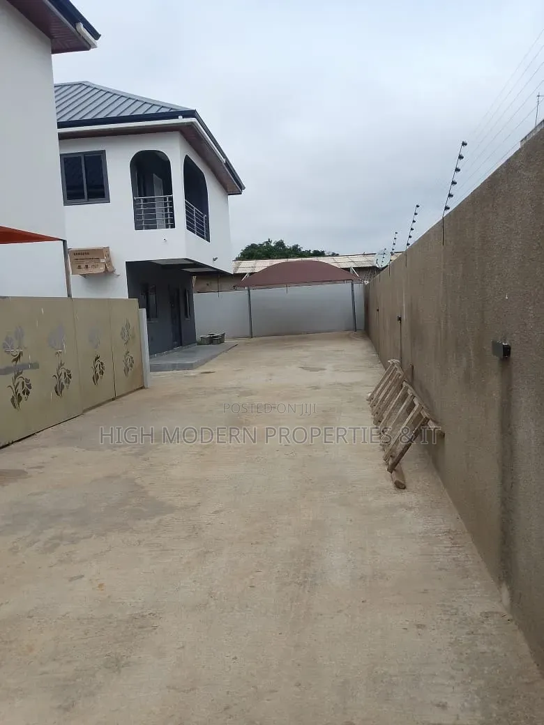 1bdrm Apartment in East Airport, Accra Metropolitan for rent