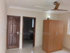 18bdrm Apartment in Takoradi for rent
