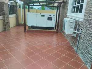 18bdrm Apartment in Takoradi for rent