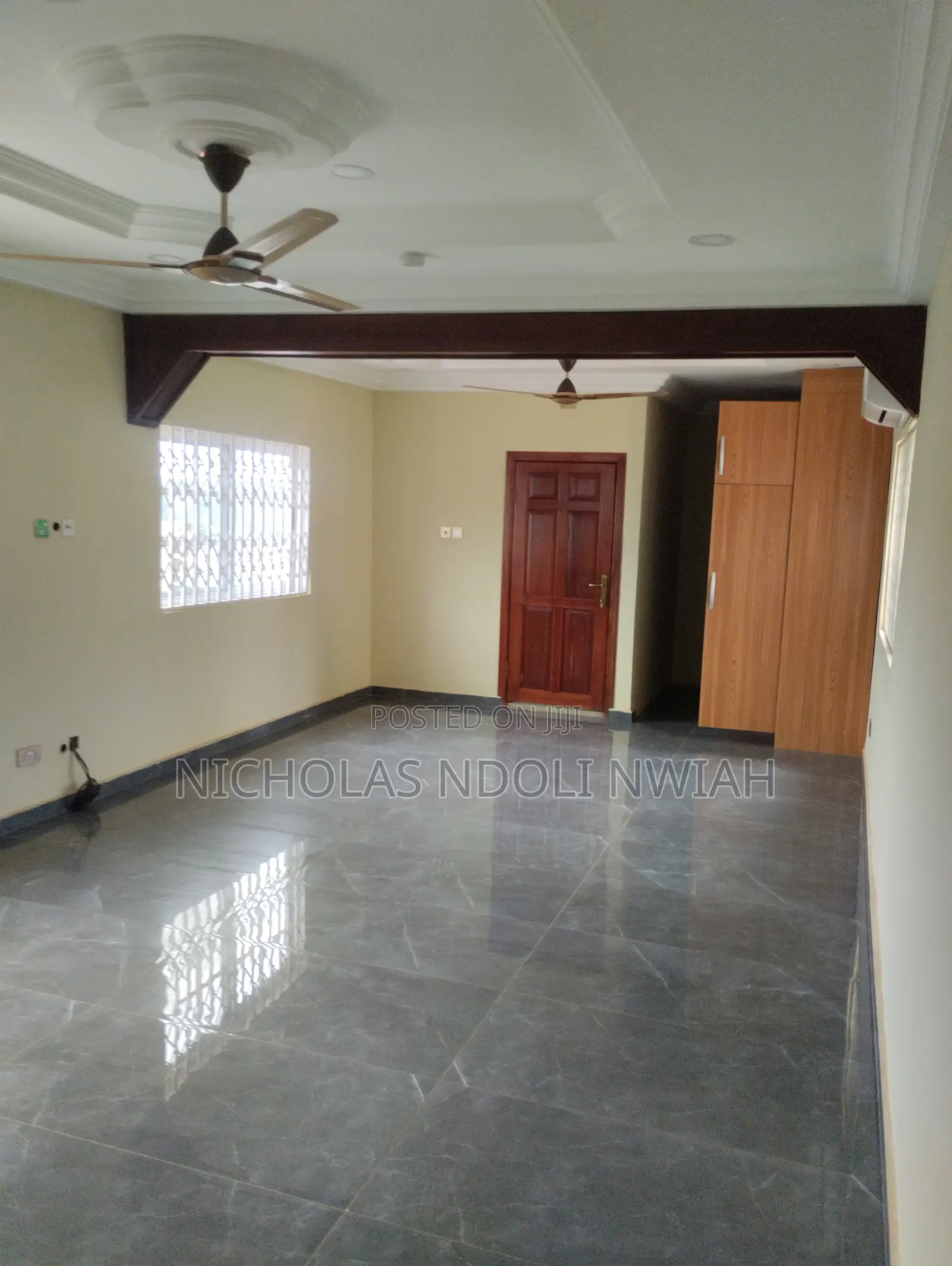 18bdrm Apartment in Takoradi for rent