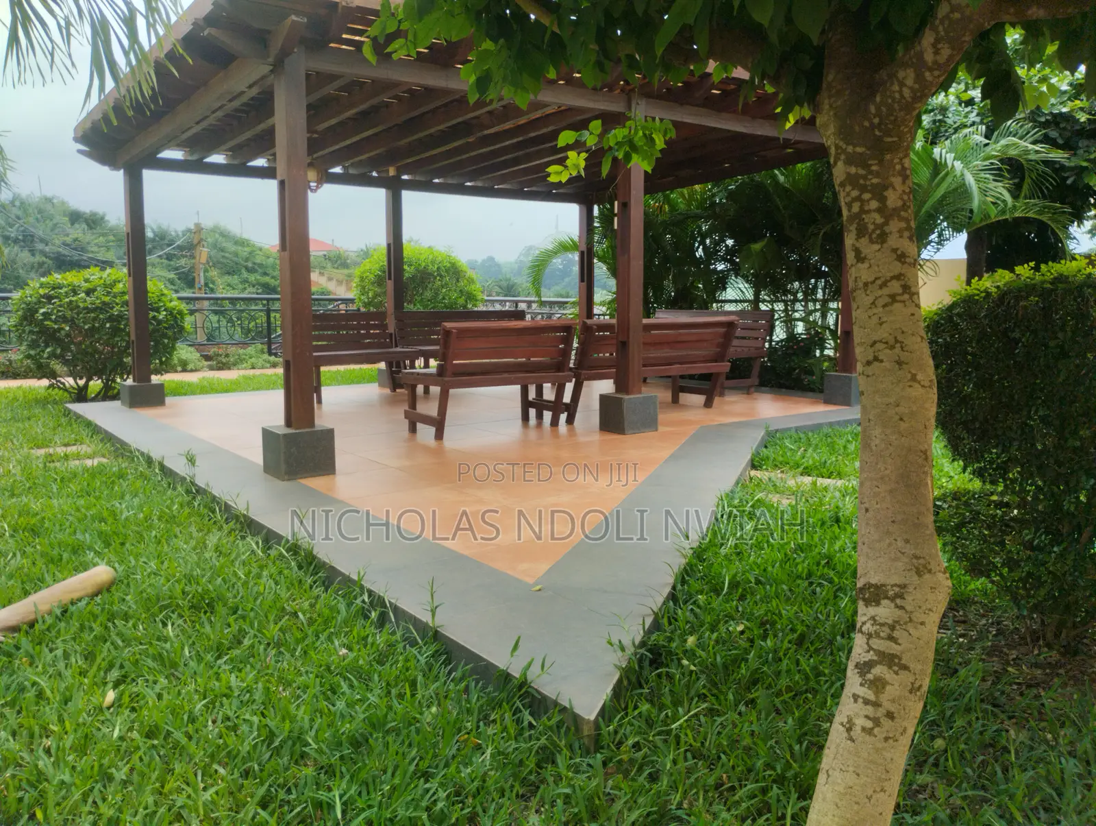 18bdrm Apartment in Takoradi for rent