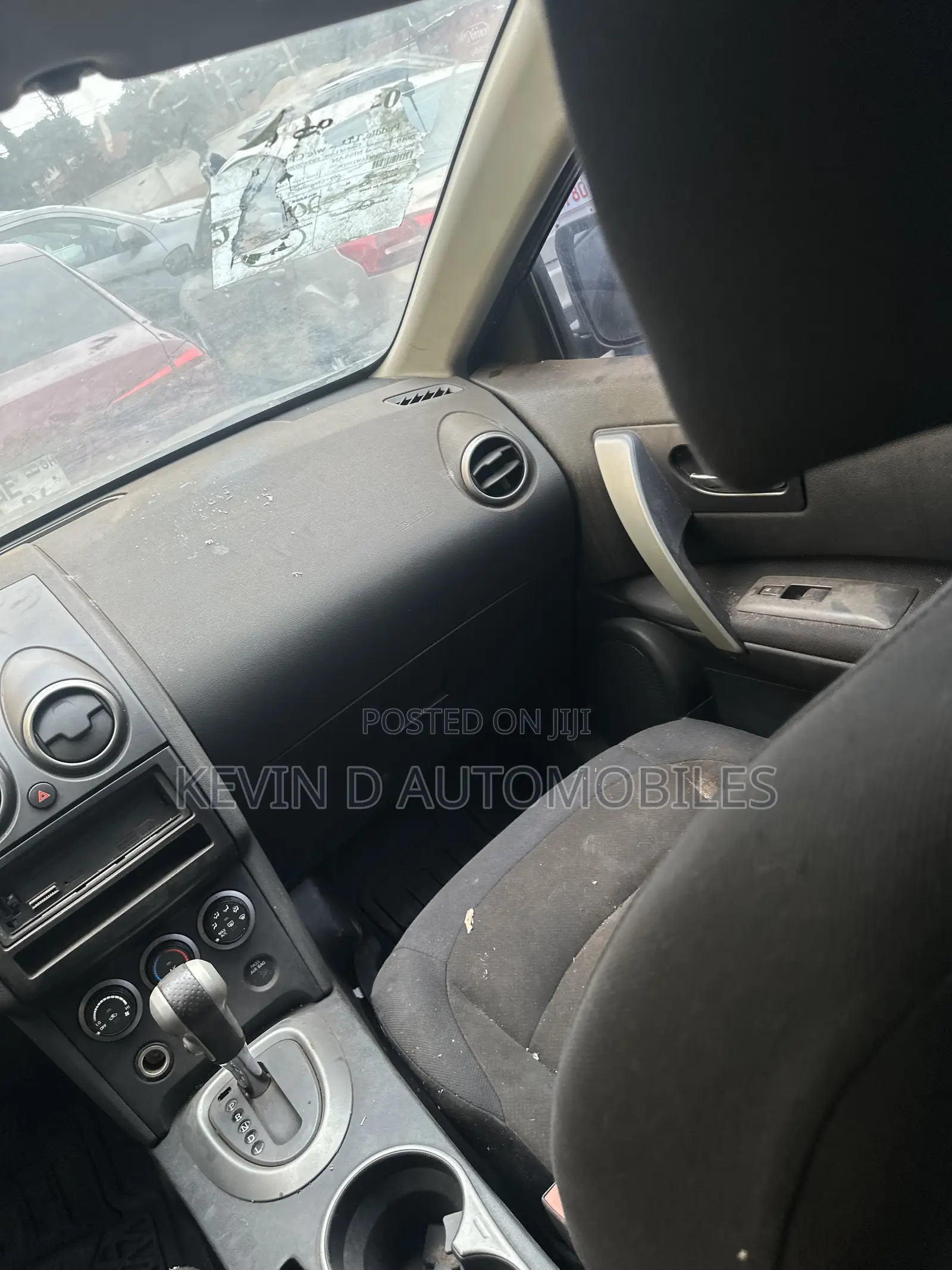 Nissan Rogue SV 4dr SUV (2.5L 4cyl CVT) 2015 Gray