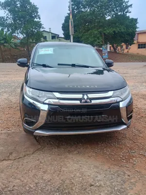 Mitsubishi Outlander 2017 Black