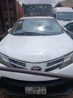 Toyota RAV4 2016 White