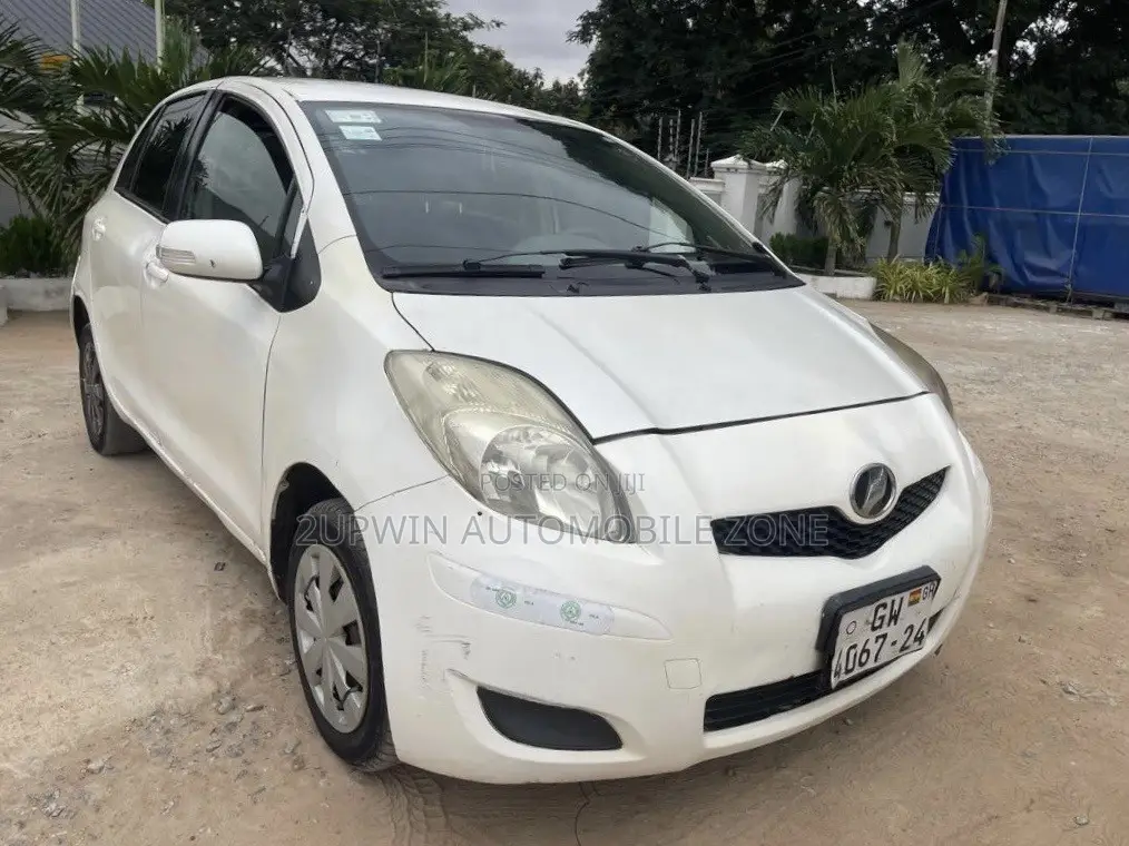 Toyota Vitz 2010