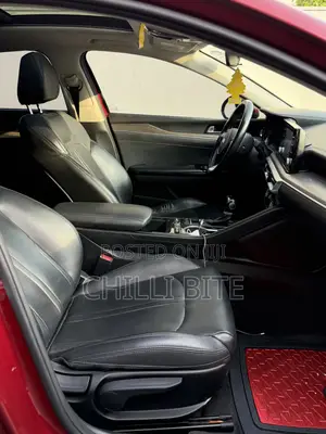 Kia K5 2.0 2021 Red