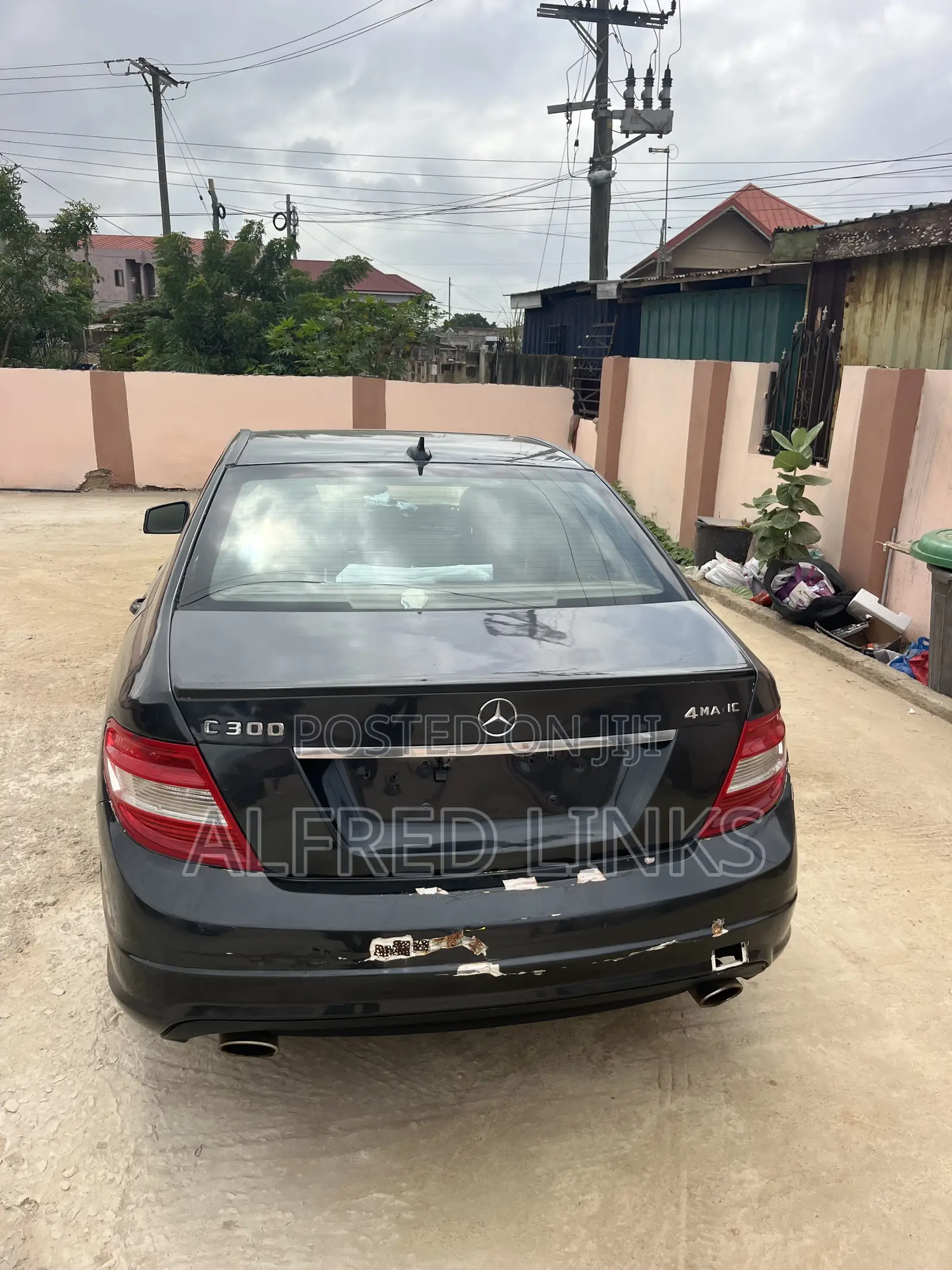 Mercedes-Benz C300 Luxury 4Matic Sedan AWD (3.0L 6cyl 7A) 2011 Black