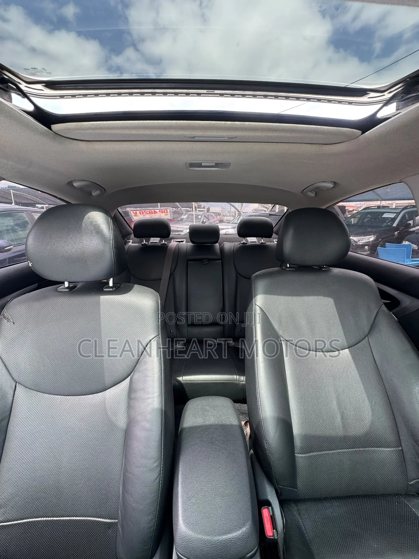 Hyundai Elantra Limited Sedan FWD (1.8L 4cyl 6A) 2016 White