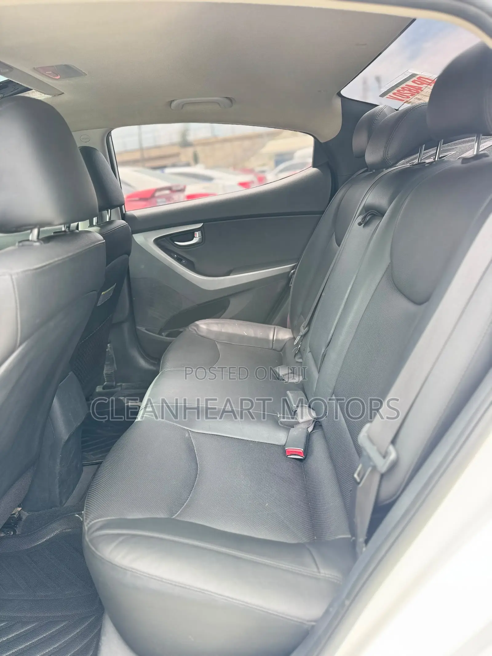 Hyundai Elantra Limited Sedan FWD (1.8L 4cyl 6A) 2016 White