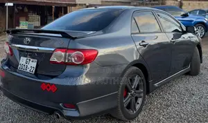 Toyota Corolla S 4dr Sedan (1.8L 4cyl 4A) 2013