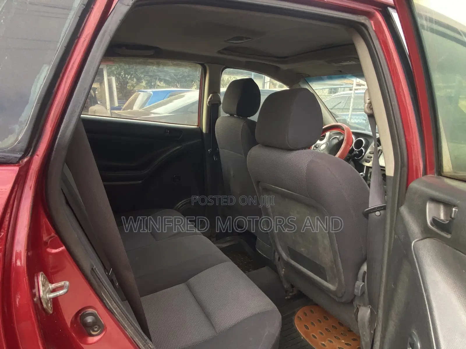 Pontiac Vibe AWD 2006 Red