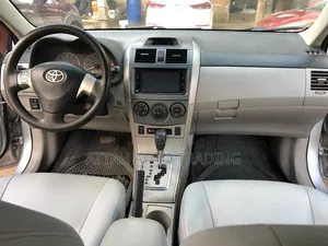 Toyota Corolla 2013 Silver