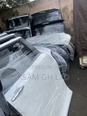 Toyota Voxy 2010 and 2013 Doors Set