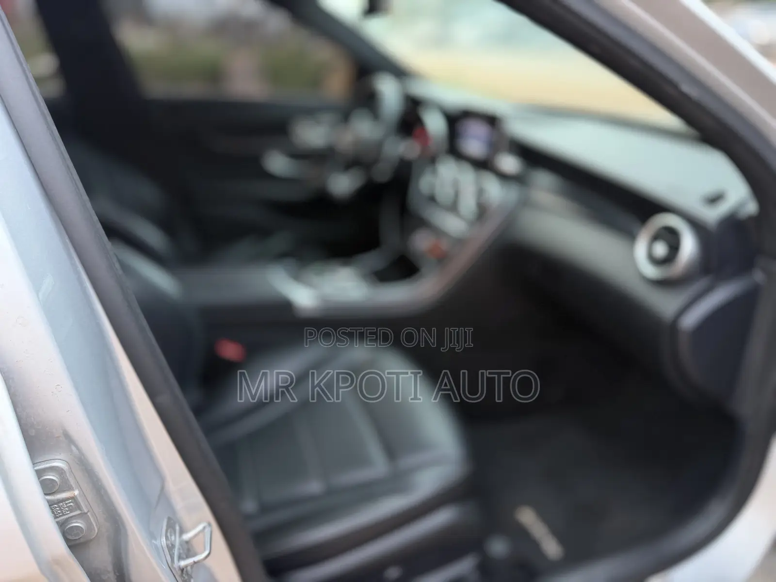 Mercedes-Benz C300 2017 Silver