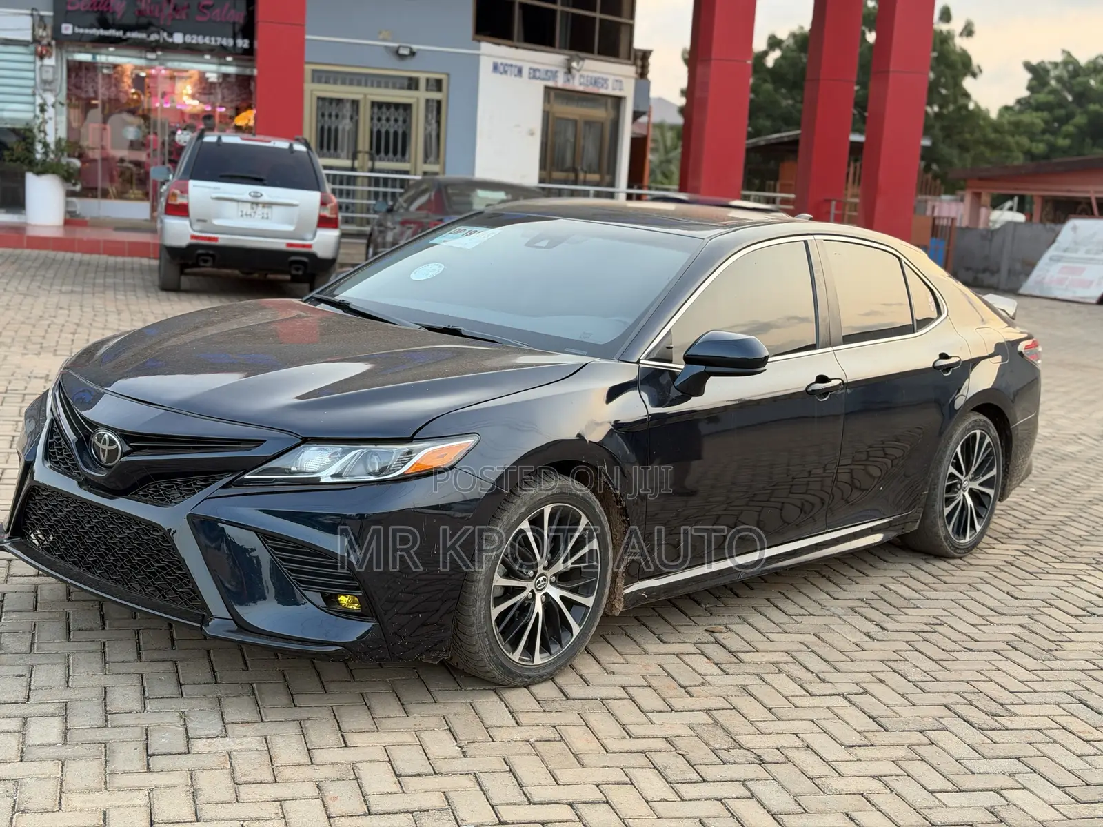 Toyota Camry 2020 Green