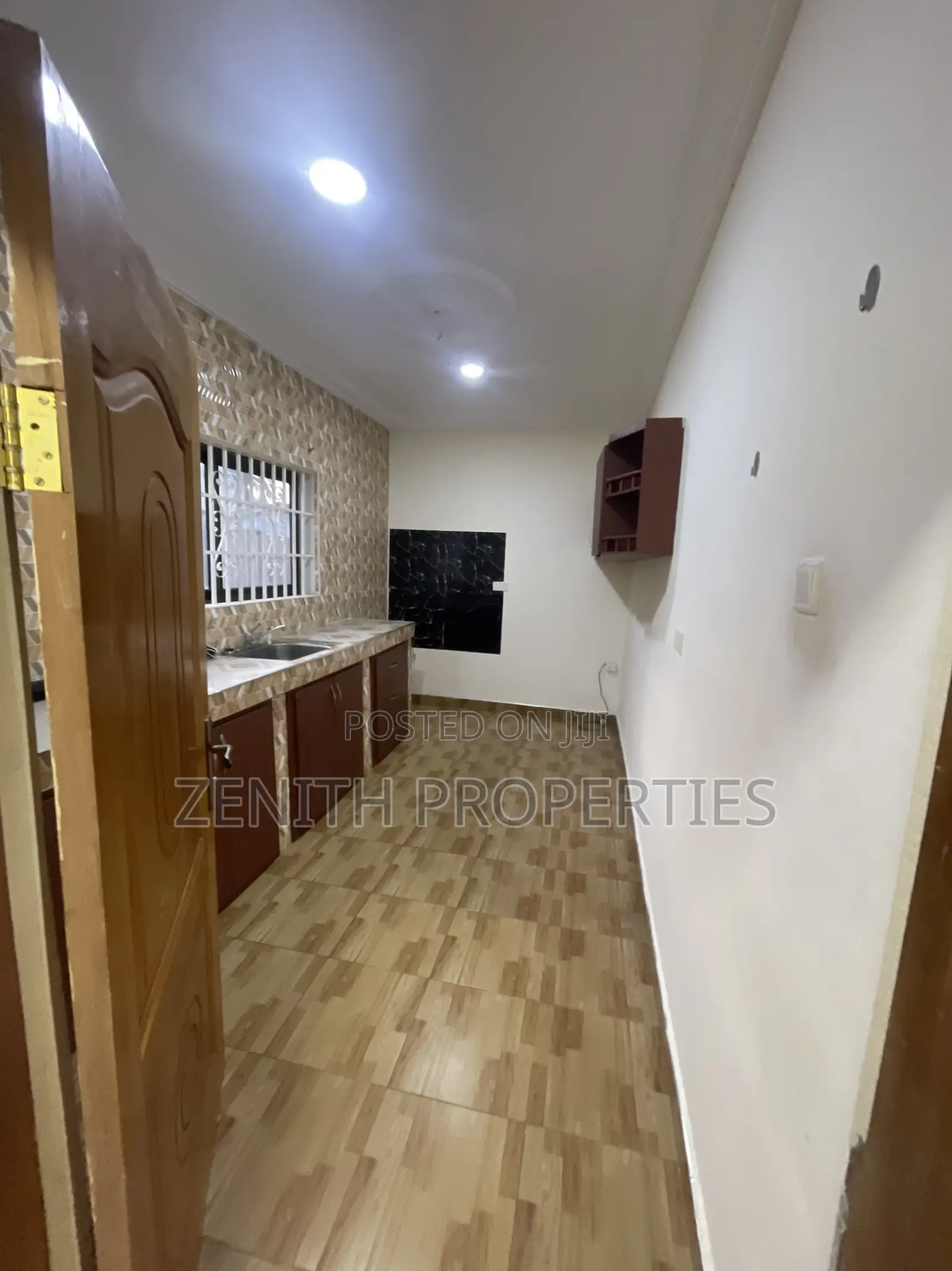 2bdrm Apartment in Zenith Realty, Old Barrier for rent