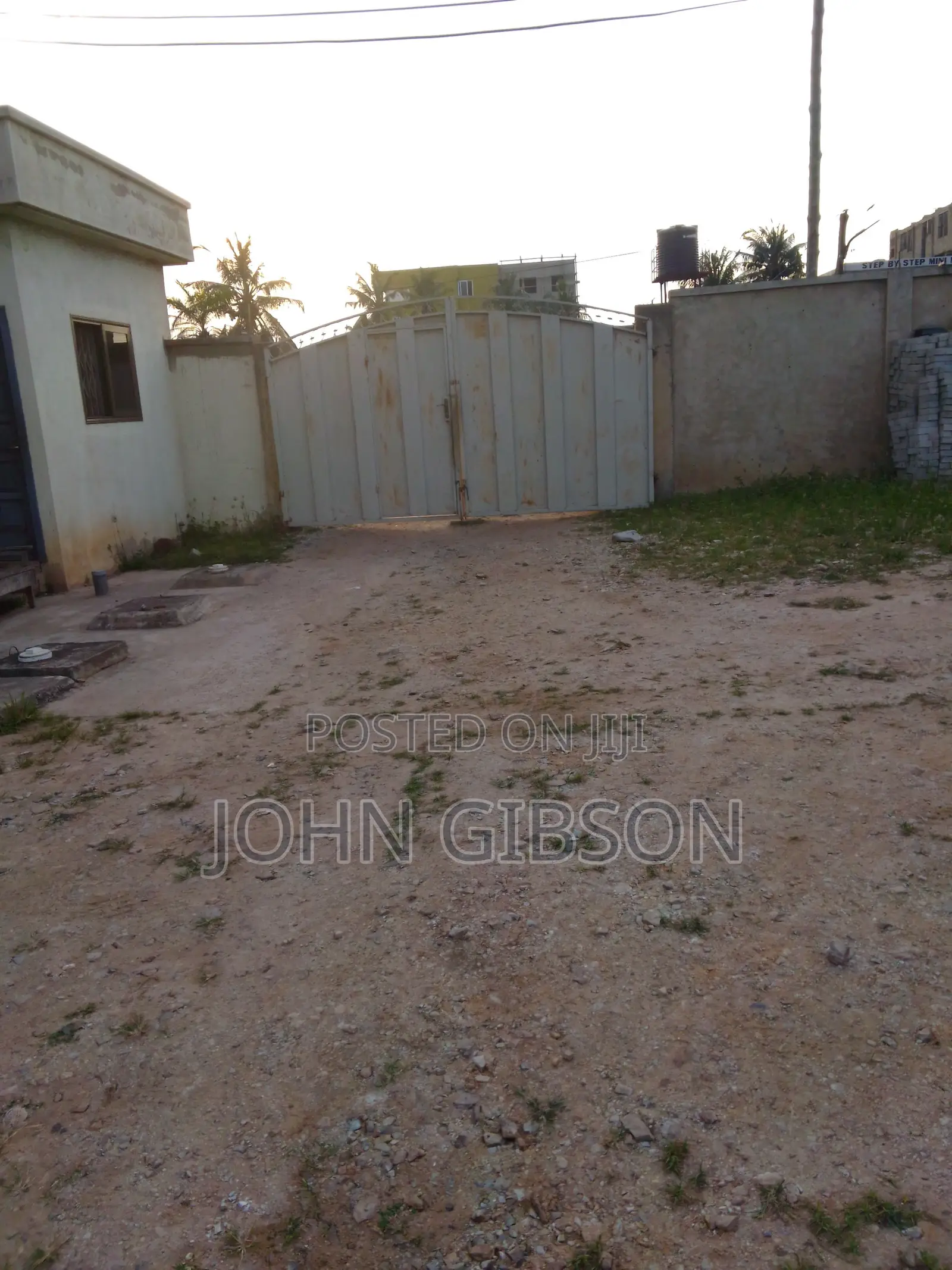1bdrm Apartment in Single Room For Rent, Zongo Junction for rent