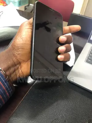 Apple iPhone XR 64 GB Black