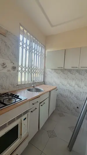 1bdrm Apartment in West Hills Mall Area for rent
