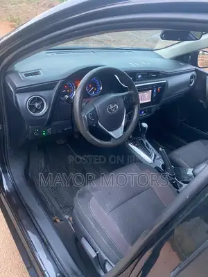 Toyota Corolla LE Eco (1.8L 4cyl 2A) 2019 Black
