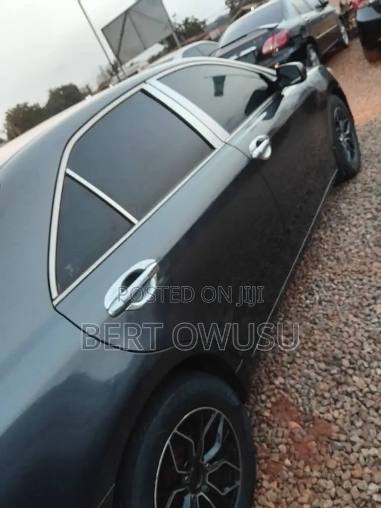 Toyota Camry 2011 Gray