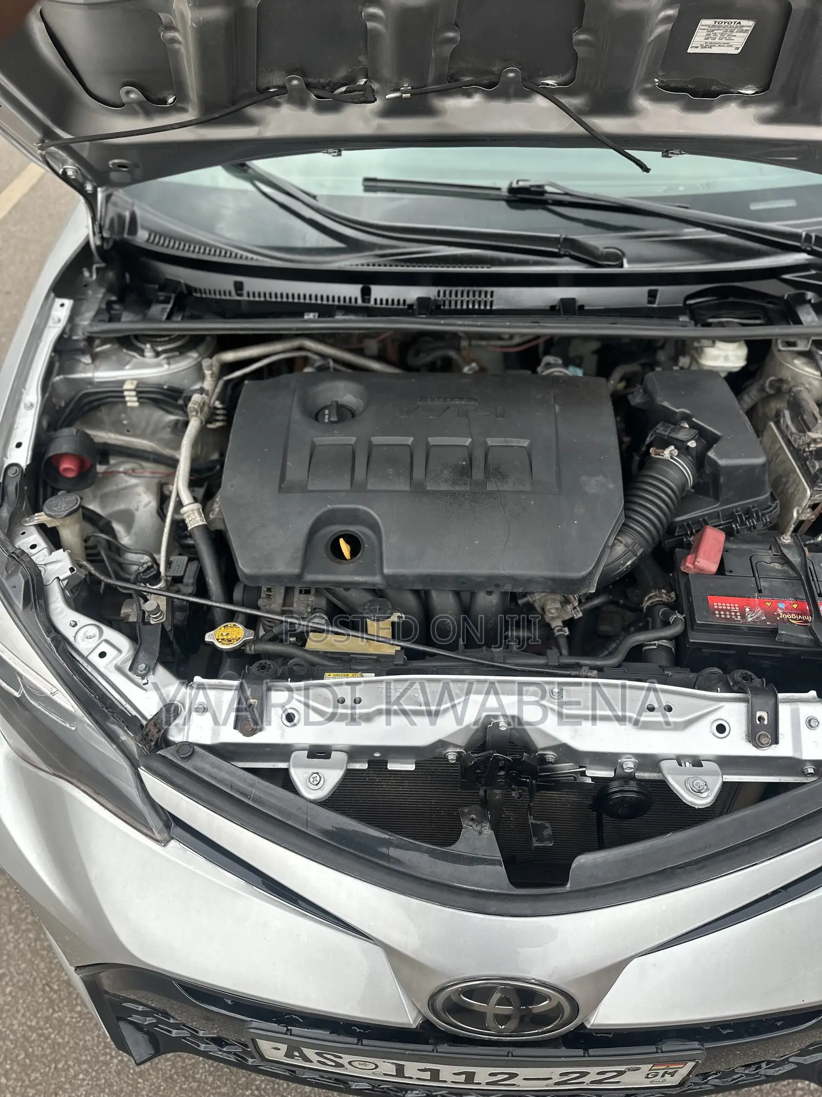 Toyota Corolla SE Special Edition 4dr Sedan (1.8L 4cyl CVT) 2017 Silver