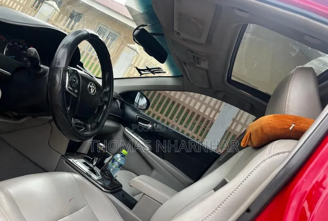 Toyota Camry 2014 Red